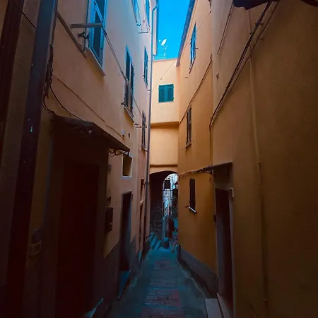 La Terrazza Di ヴェルナッツァ