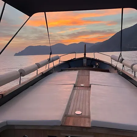 La Terrazza Di * ヴェルナッツァ