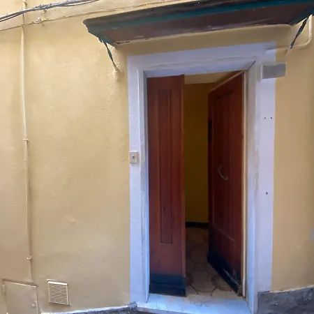 La Terrazza Di * ヴェルナッツァ